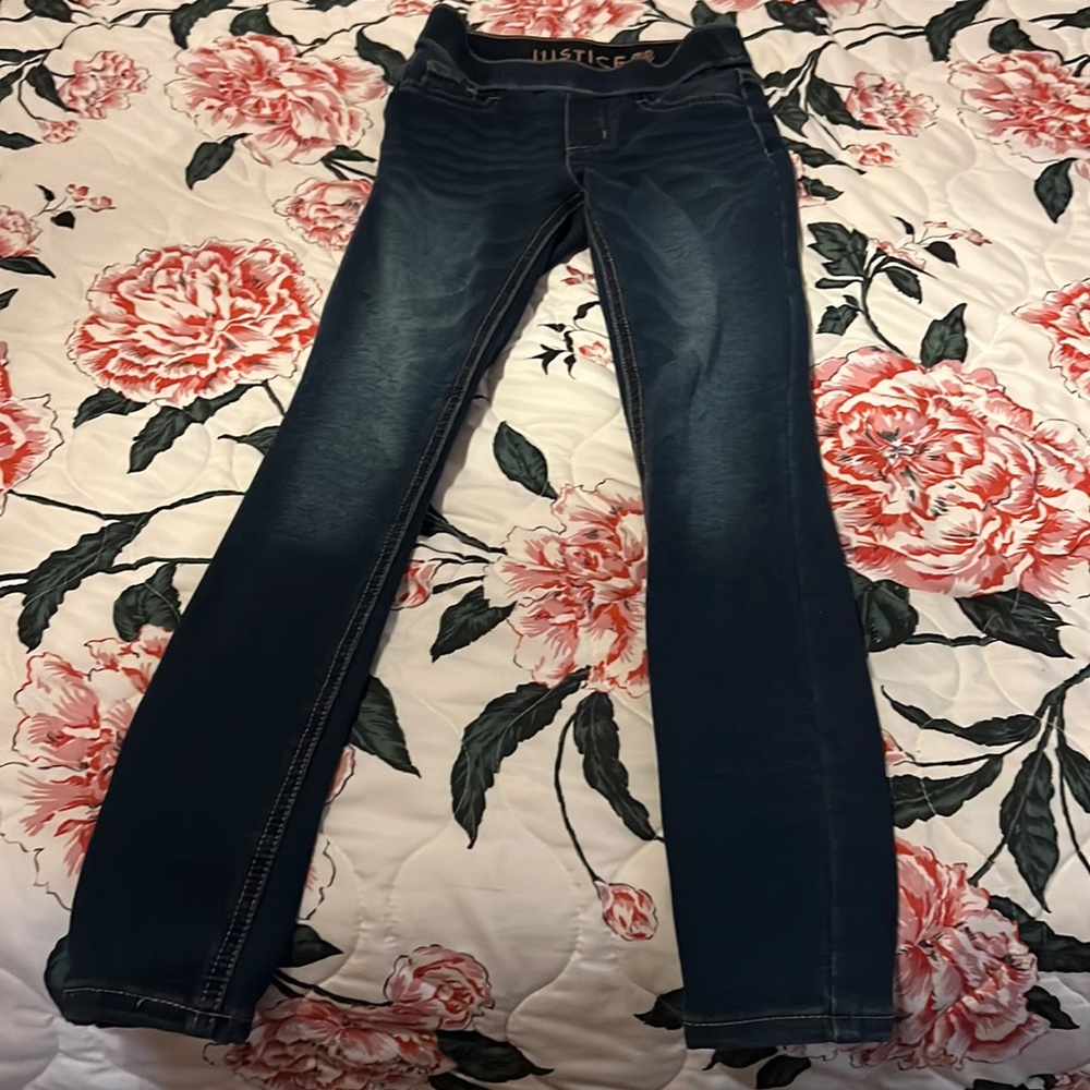 Size 8 justice jagging‘s super comfy